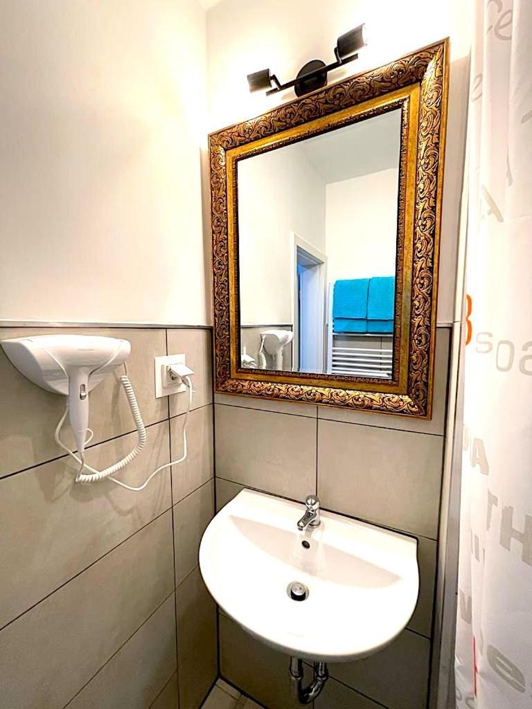 Hotel Uthoff Bissendorf ภายนอก รูปภาพ